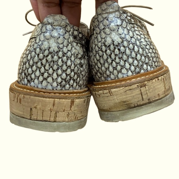 AGL Women's Leather Snakeskin Python Print Lace-Up Cork Platform Oxfords - Picture 5 of 10
